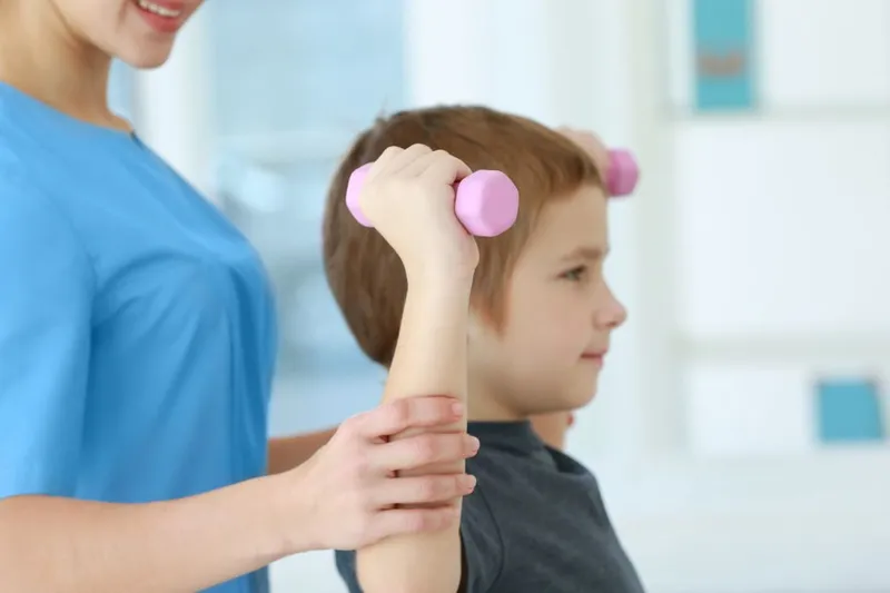 Terapia dzieci – neurologopedia i fizjoterapia dla najmłodszych w Renort Gabinety Medyczne